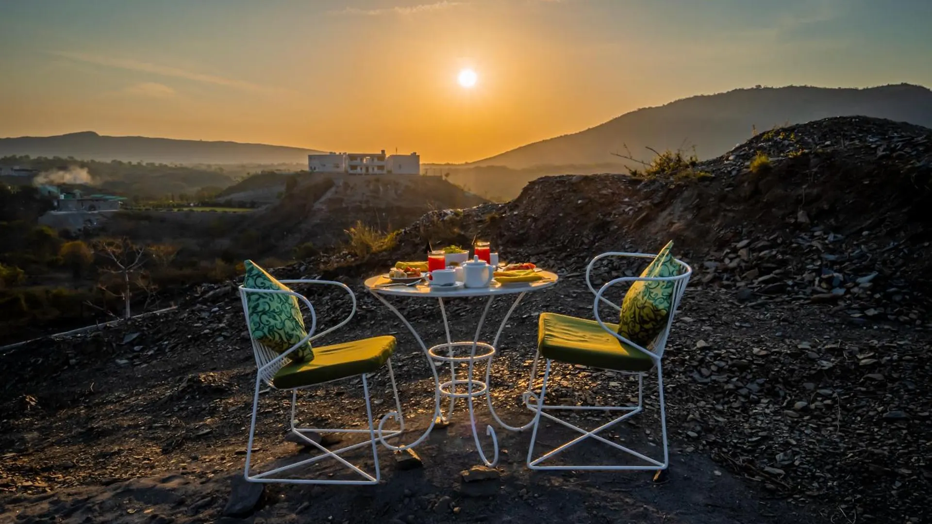 Tree Of Life Vantara Resort & Spa Udaipur 5*,