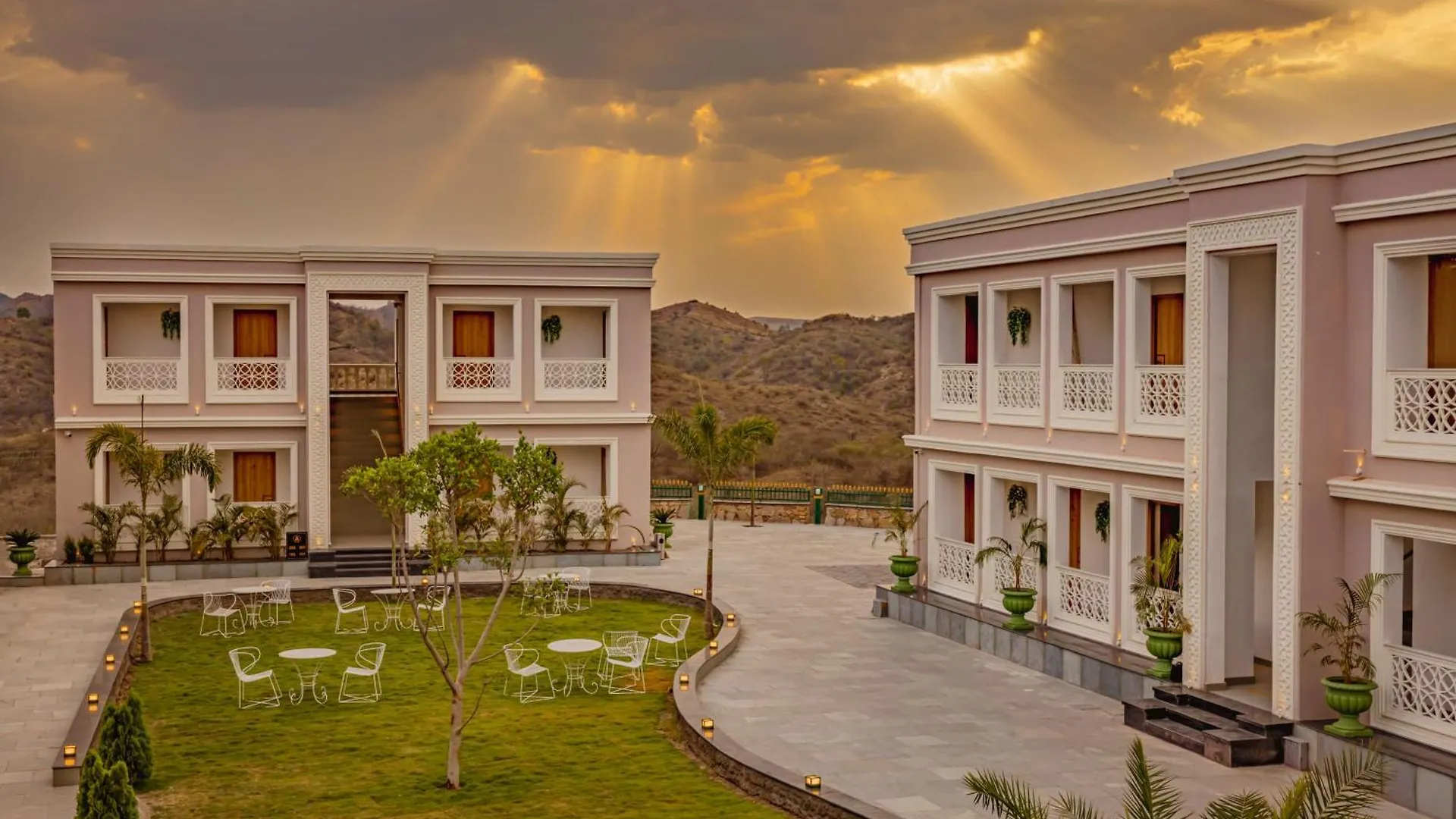 Tree Of Life Vantara Resort & Spa Udaipur
